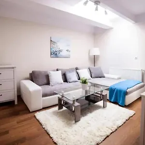 Апартаменты Urban Nest Szewska 21-19, Краков